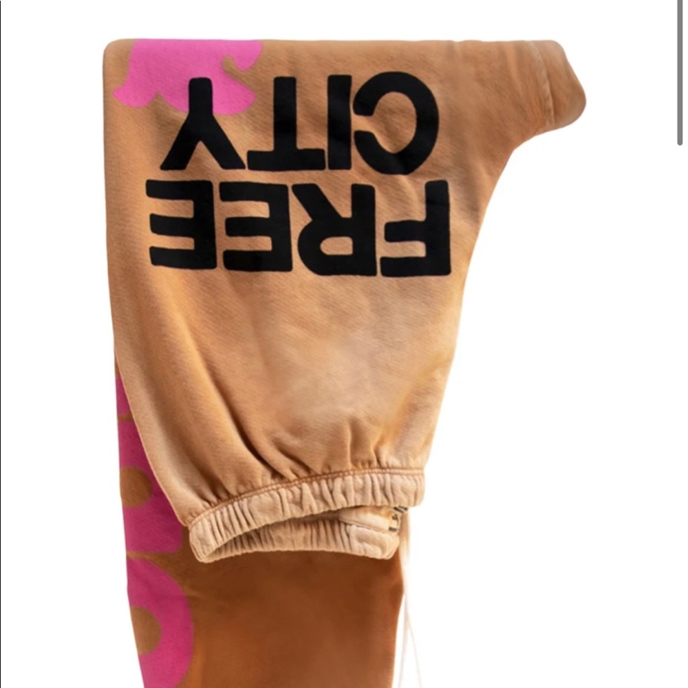 FREE CITY Lets Go OG Sweatpants in Clayhouse